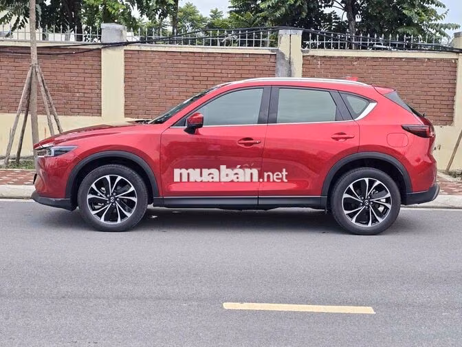 Mazda CX-5 Luxury 2025