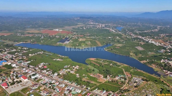 Đất chính chủ view Hồ Tây. Diện tích 230m2. giá chỉ 850 triệu