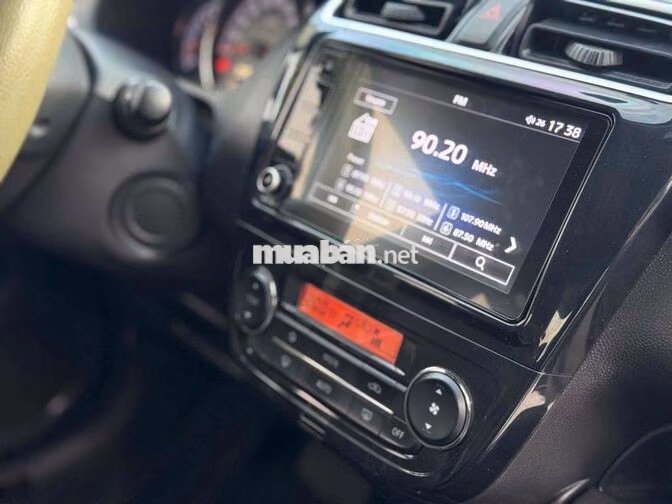 Mitsubishi Attrage 2021 1.2 CVT Trắng