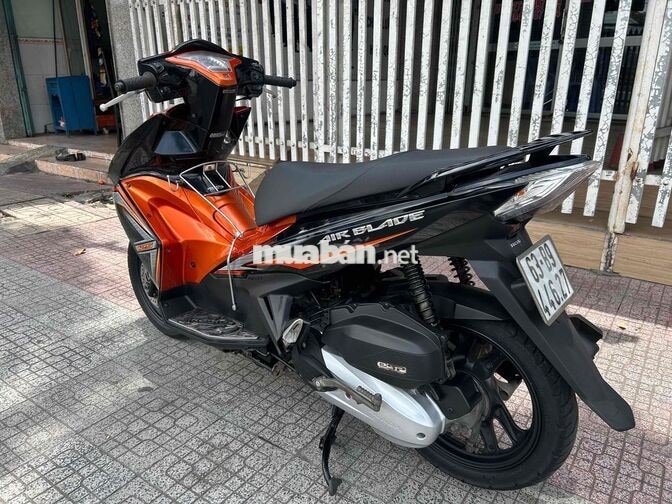 Honda Air Blade 125Fi zin êm sạch đẹp chính chủ