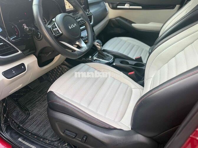 Kia Seltos Premium 1.6 AT 2023 Đỏ 5 vạn km