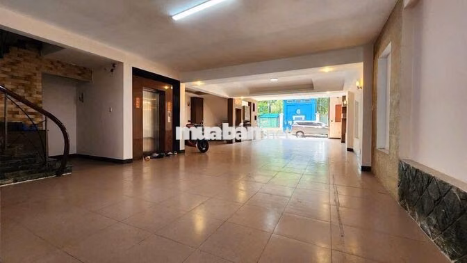NHÀ Q.5 NGANG 9M – 180M², 10PN 11WC, THANG MÁY
