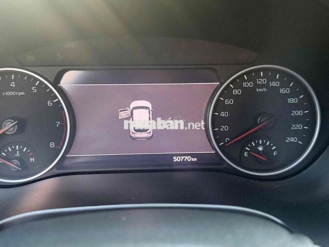 Kia Seltos Premium 1.6 AT 2023 Đỏ 5 vạn km