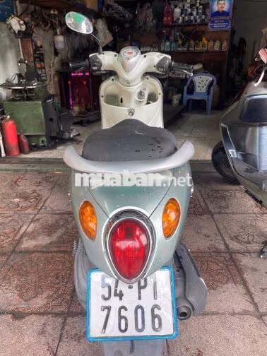 Yamaha Sirius Cổ điển Xám