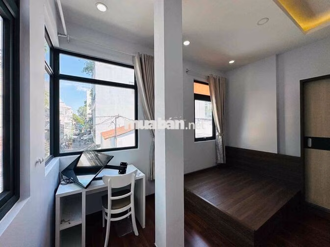 STUDIO FULL NT Q8 GIÁP Q5 ngay cầu Chữ Y, Có cửa sổ thoáng ở được 2-3n