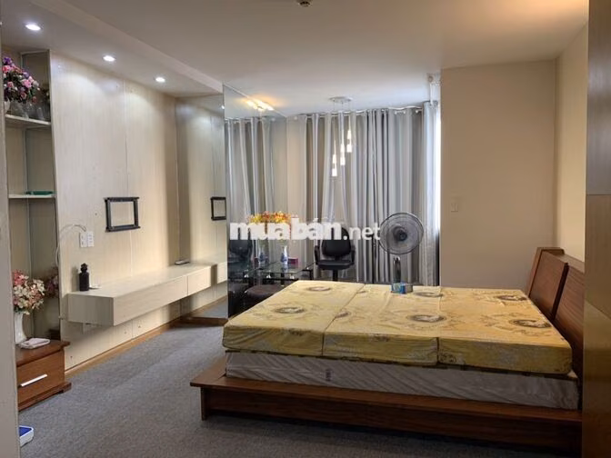 Bán gấp chung cư Summer Square (Quận 6) - 72m2, 2PN, giá 3.1 tỷ