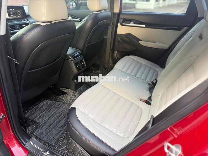 Kia Seltos Premium 1.6 AT 2023 Đỏ 5 vạn km