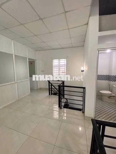 CHO THUÊ NHÀ RỘNG 4,5x20 2LẦU HẺM ÔT Ô