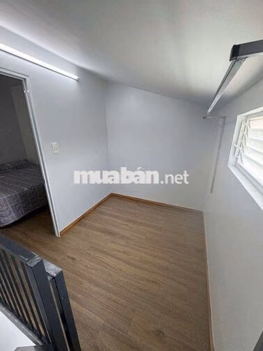 Nhà nhỏ xinh 3 tầng gồm 3 phòng ngủ đường lê văn lương.
