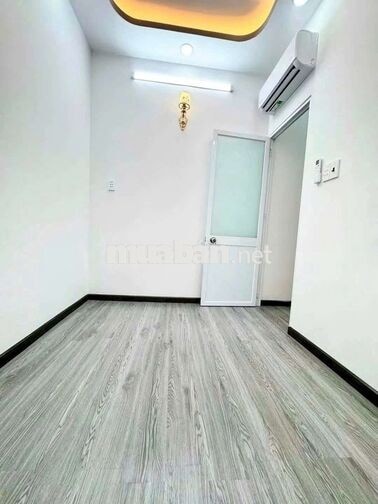 Nhà Mới Ngay Trung tâm huỳnh tấn phát,thị trấn nhà bè sát Q7
