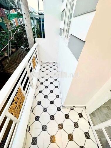 Nhà Mới Ngay Trung tâm huỳnh tấn phát,thị trấn nhà bè sát Q7