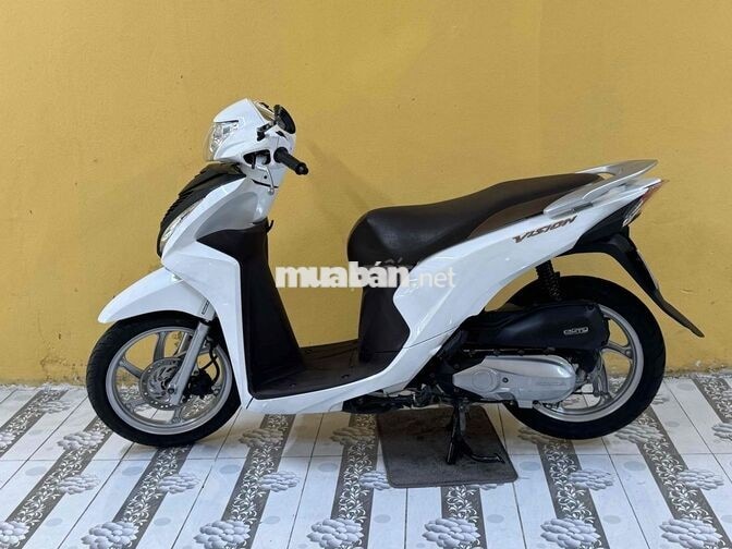 Vision 2019 Trắng đen siêu mới 43E1-508.95