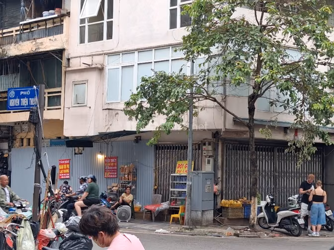 Cần bán nhà hai mặt tiền phố cổ Hà Nội 56 Hàng chiếu Hoàn Kiếm Hà Nội