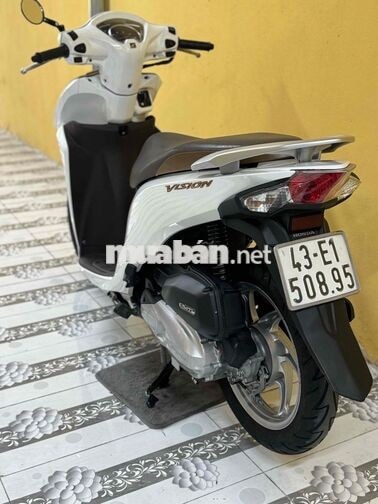 Vision 2019 Trắng đen siêu mới 43E1-508.95