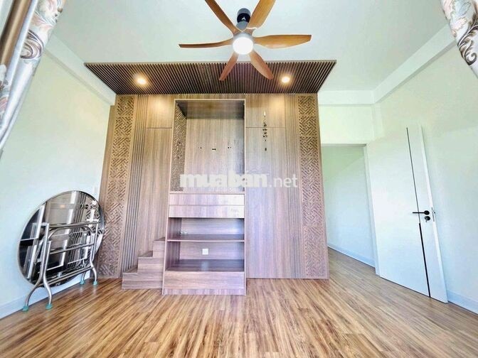 📍Cho thu.ê nhà 4 tầng mặt tiền #TIỂU #LA - ( ngang 5m , thang máy )