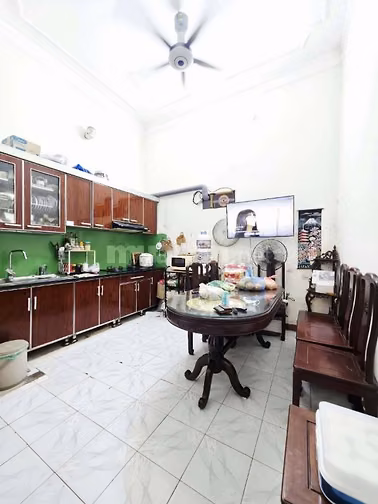 Bán nhà 4 tầng phố Ngọc Khánh, 42m2, ngõ thông, rộng, khu cán bộ