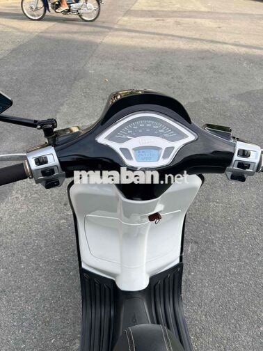 Piaggio Vespa Sprint 125 3vie Trắng. CÓ BẢO HÀNH