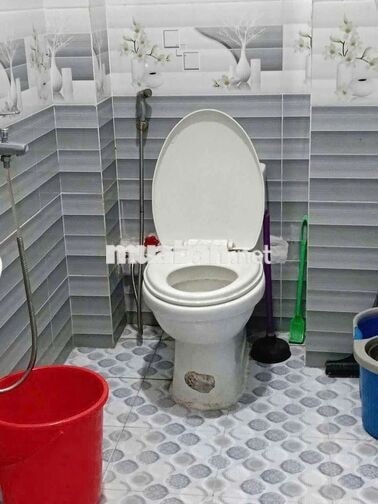 Cho thuê ở lâu dài không lấy lại nhà
