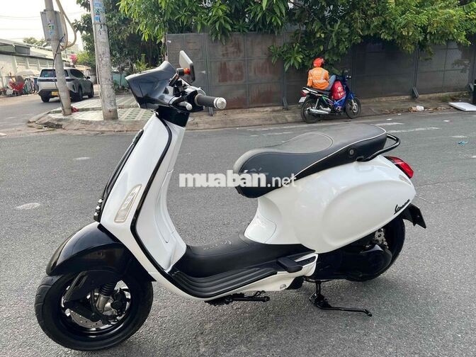 Piaggio Vespa Sprint 125 3vie Trắng. CÓ BẢO HÀNH