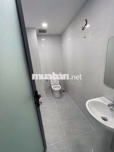 Cho thuê nhà nguyên căn đường Lê Văn Sỹ, Phú Nhuận, 5mx25m, DTSD 250m2