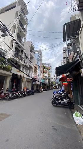 ⭐️Nhà 4 lầu tuyệt đẹp Cao cấp Mặt tiền đường Cô Giang, P1, Q.Phú Nhuận