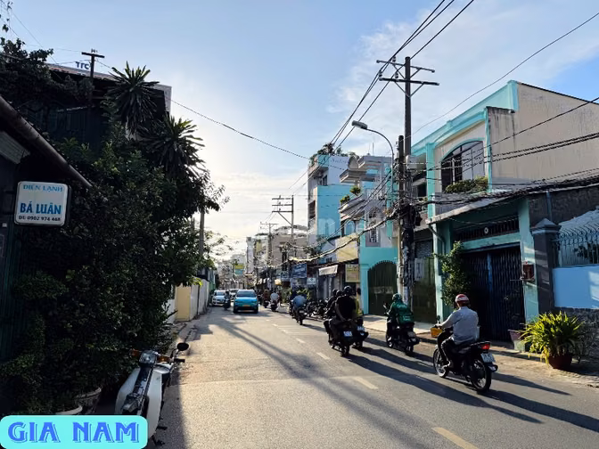 BÁN NHÀ MẶT TIỀN KINH DOANH : 8 LƯƠNG MINH NGUYỆT - P. TÂN THỚI HOÀ 