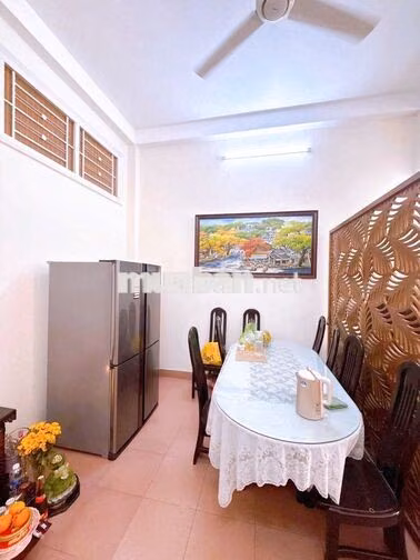 Chính chủ cần bán nhà gần Phố đi bộ Nguyễn Huệ Quận 1