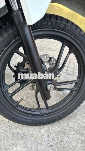 Honda Vario 150 2019 Trắng đen ( hỗ trợ góp )