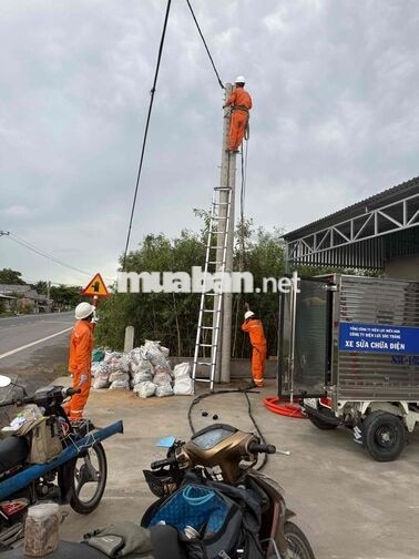 bán nhà kho và sân vười mới xây dựng