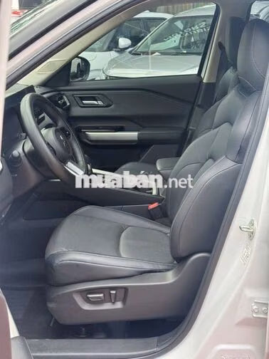 Mitsubishi Destinator Premium 2026 Trắng 8.000 Km