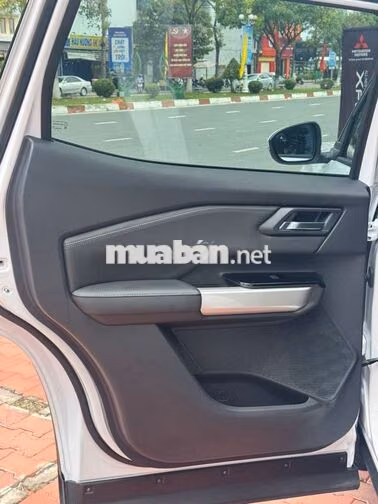 Mitsubishi Destinator Premium 2026 Trắng 8.000 Km