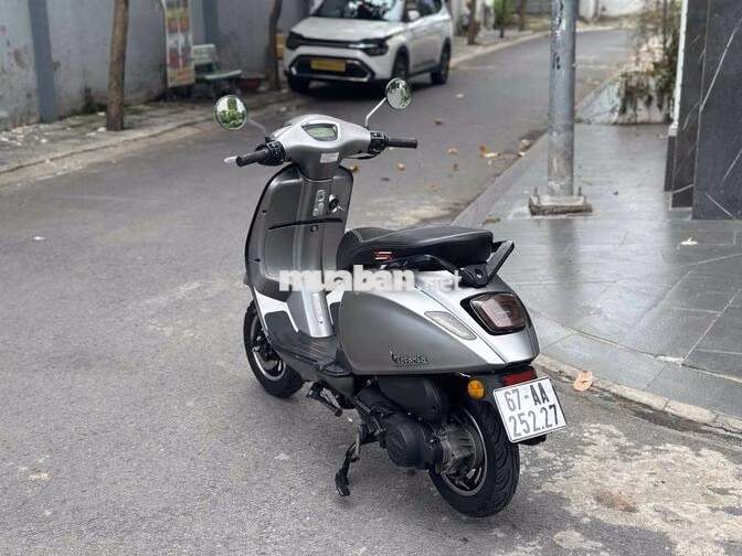 Piaggio Vespa 50cc 2024 Đk 2024 bs67 chính chủ