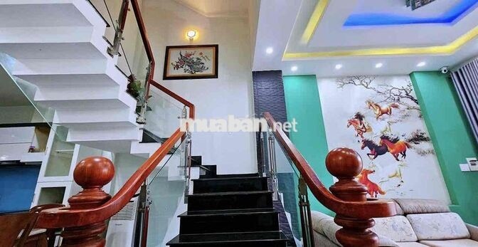 262 ✨ 🏡 CHO THUÊ NHÀ 4 TẦNG MẶT TIỀN 100 NGUYỄN NHÀN