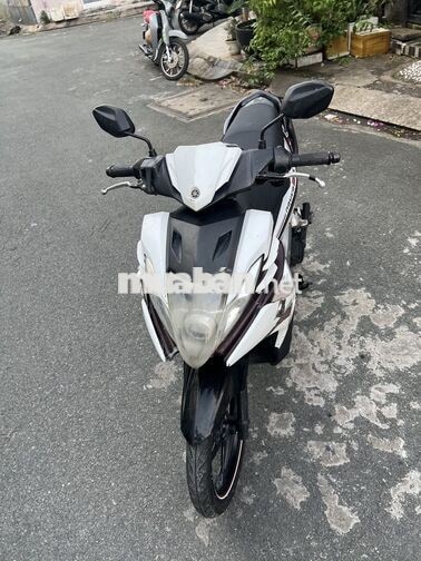 Yamaha Nouvo 5 Fi Trắng, Đỏ, Đen