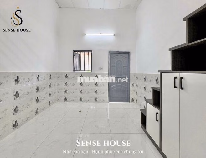 Khai Trương Nhà Mới Cửa Sổ Trời Chỉ 3tr5 | Đầm Sen - ĐH Hồng Bàng 