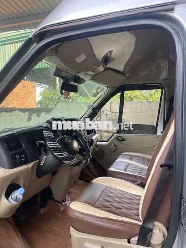 Xe khách Ford Transit 16 chỗ Bạc Dầu