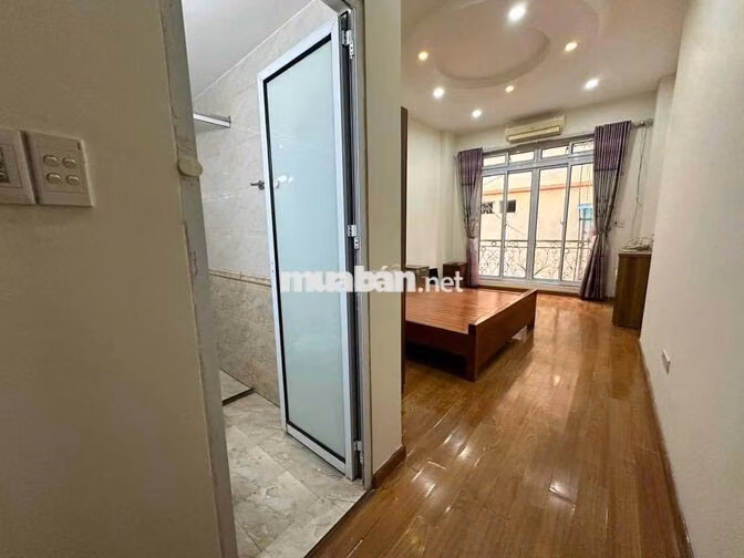 Cho thuê nhà Nguyễn Chí Thanh 40m2 - 3 ngủ đủ đồ - gần oto chỉ 13,5tr