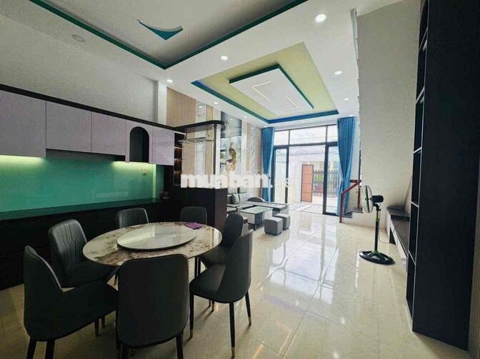 Nhà vị trí trung tâm ngã 3 Mỹ Hạnh cách Vinhomes SG Park 10p