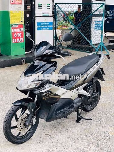 Honda Air Blade 2011 nẹp xi chính chủ