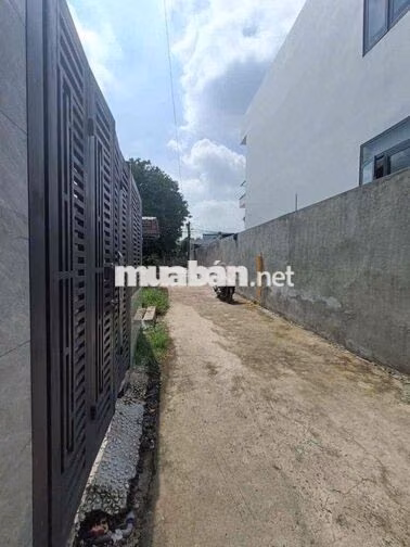 bán nhà nhỏ giáp TĐC Tân Biên - Phát Triển