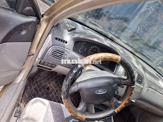 Ford Laser 1.8 Số sàn Vàng cát