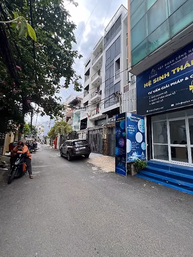 ⭐️Bán toà nhà 7 tầng DTS:1400m Văn phòng hẻm nhựa 7m Bùi Đình Tuý, P24
