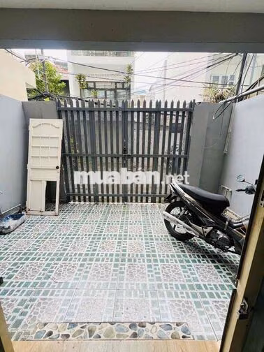 Chính chủ cần bán gấp nhà hẻm xe tải đẹp Nguyễn Cửu Vân, Bình Thạnh
