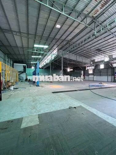 Cho thuê kho mặt tiền đường nguyễn hữu thọ TPHCM 800m2