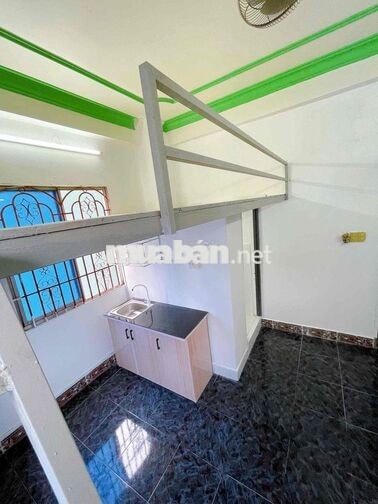 Gần Đh Mở  Gần Công viên Phú Lâm- Phòng 2 cửa sổ trời thoáng