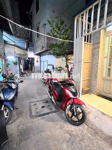 Rẻ Quá. Nhà 2Máy Lạnh 3x7m 2Lầu ST (2PN 2WC) Hẻm 3Gác. TÂN HOÀ ĐÔNG