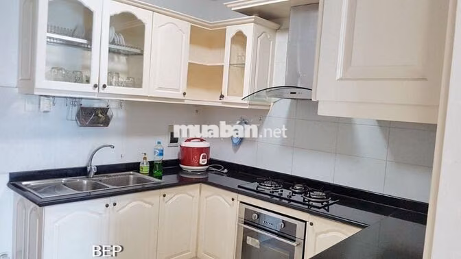 Bán gấp chung cư Sacomreal 584 (Tân Phú) - 105m2, 3PN, 2WC, giá 4.5 tỷ