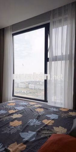 Cho thuê căn hộ VIP tầng cao, 2PN, căn góc view trực diện biển