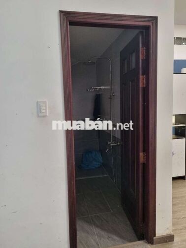 cho thuê nhà mặt tiền hẻm 2056