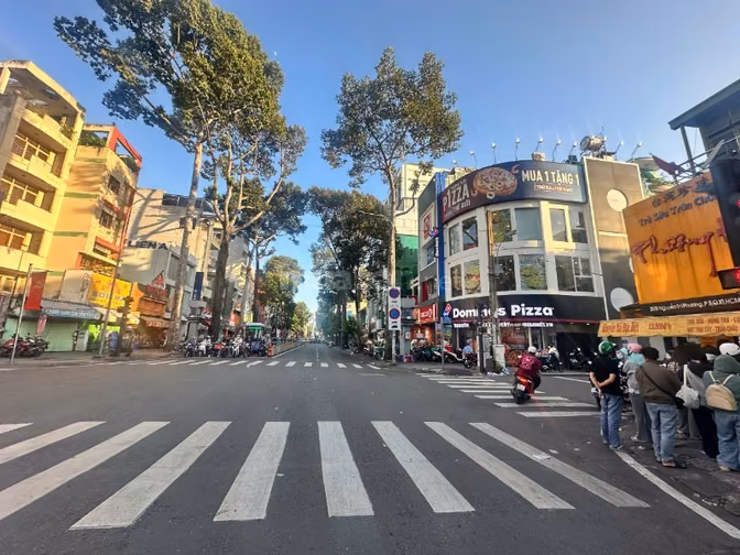 Cho Thuê Nhà Góc 2MT Nguyễn Tri Phương, Phường 5, Quận 10 